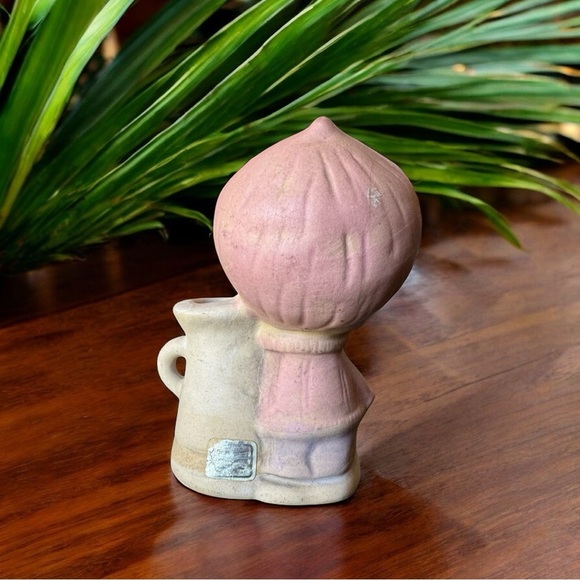 Vintage UCTCI Japan Ceramic “Poppet” Girl Bud Vase Figurine – 1970s - Picture 3 of 12